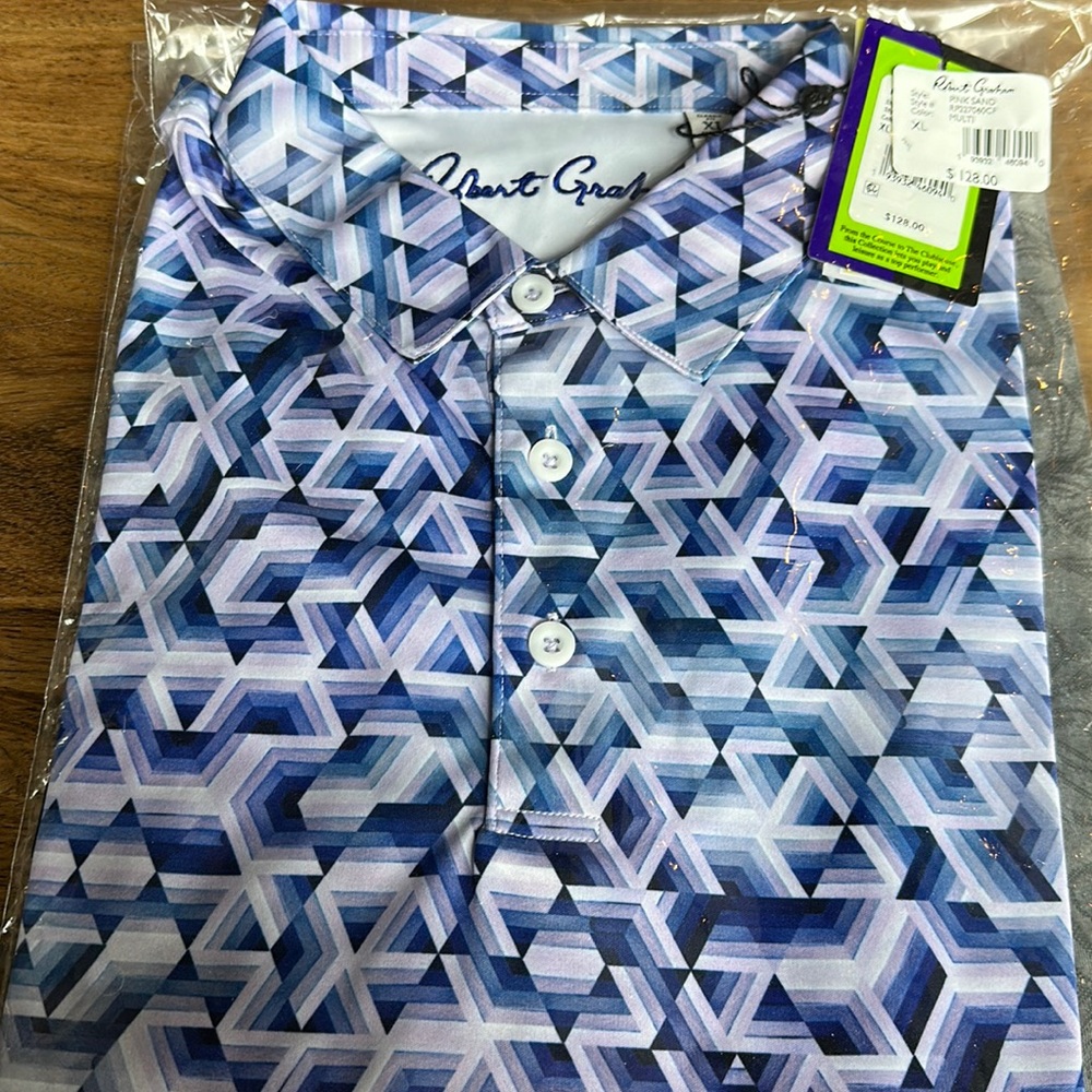 NWT-men’s XL Robert Graham Clubhouse Pink Sand golf shirt
